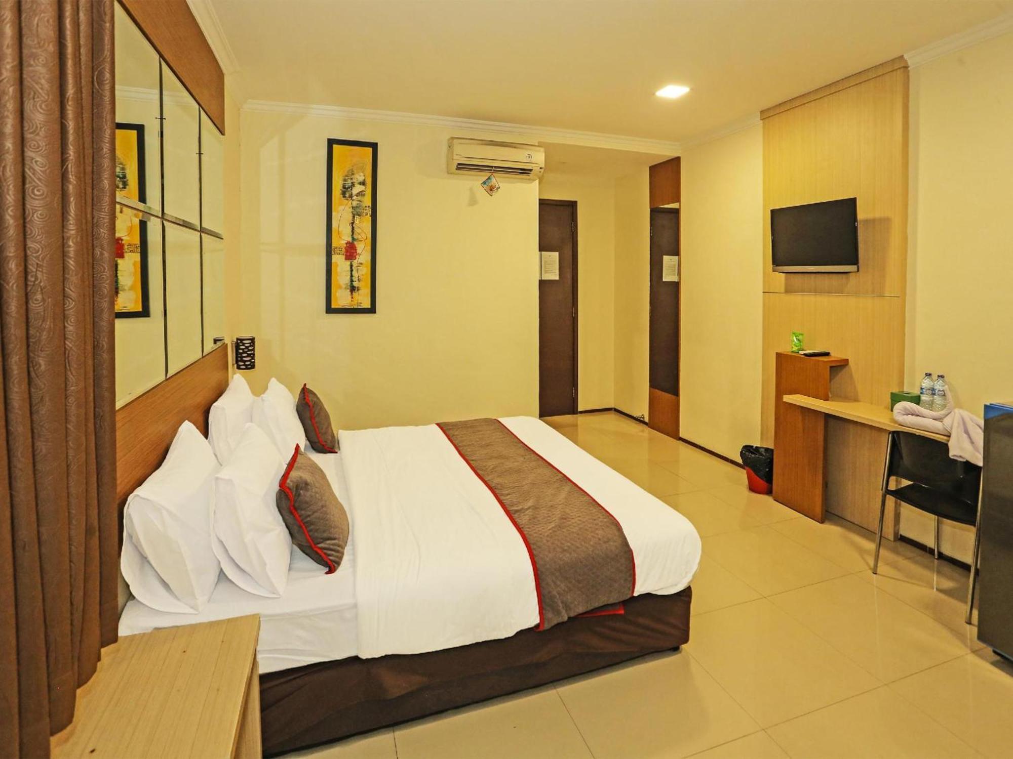 Super Oyo Townhouse Oak Hotel Fiducia Serpong Εξωτερικό φωτογραφία
