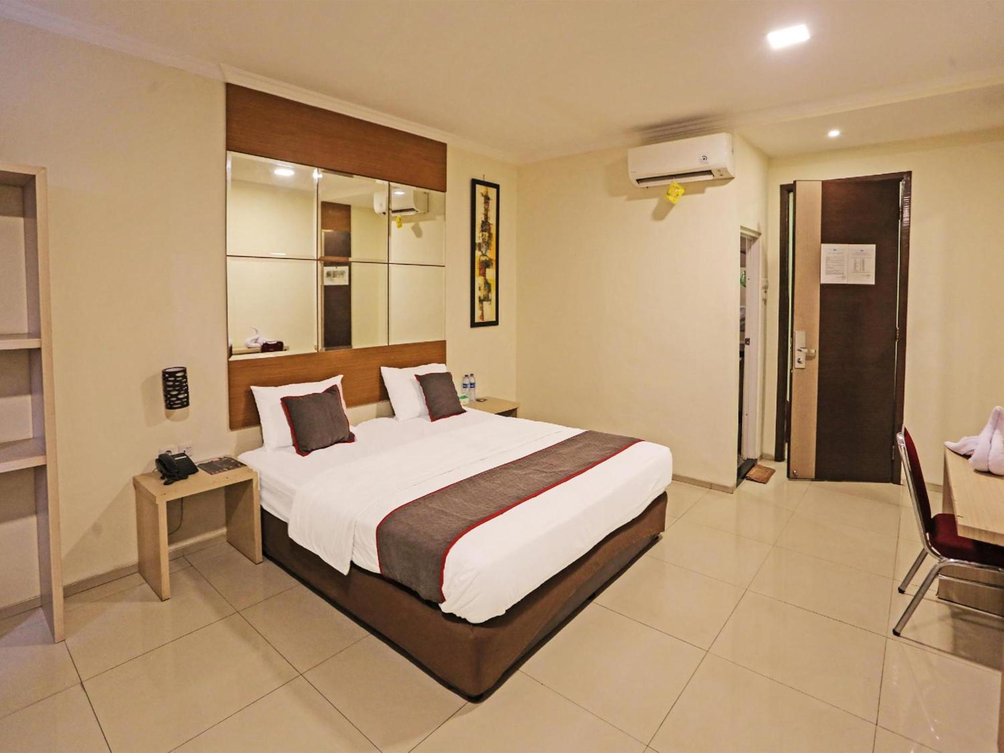Super Oyo Townhouse Oak Hotel Fiducia Serpong Εξωτερικό φωτογραφία