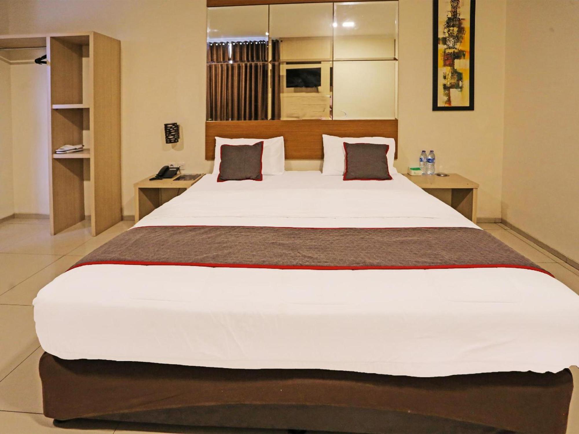 Super Oyo Townhouse Oak Hotel Fiducia Serpong Εξωτερικό φωτογραφία
